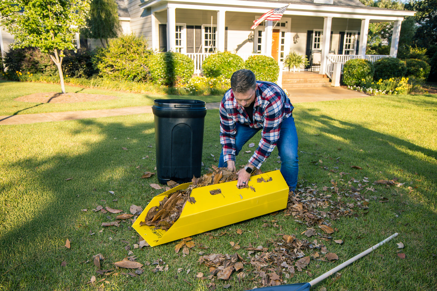 Leaf Easy Chute & Scoop Combo