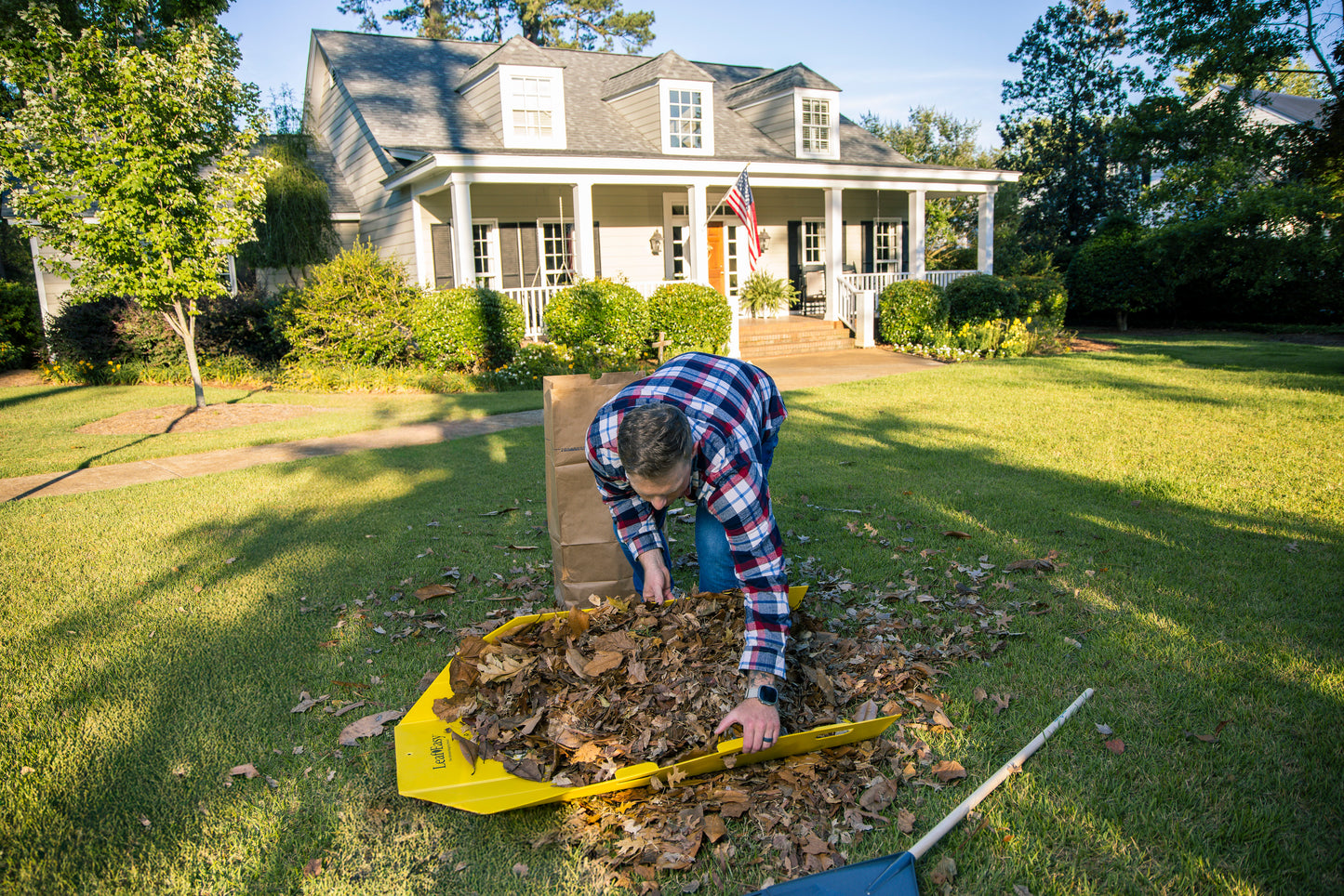Leaf Easy Chute & Scoop Combo