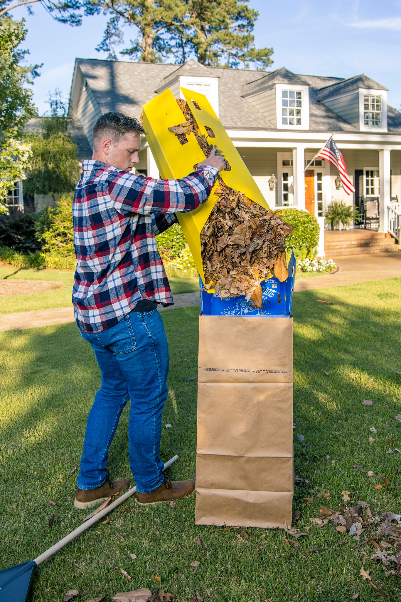 Leaf Easy Chute & Scoop Combo